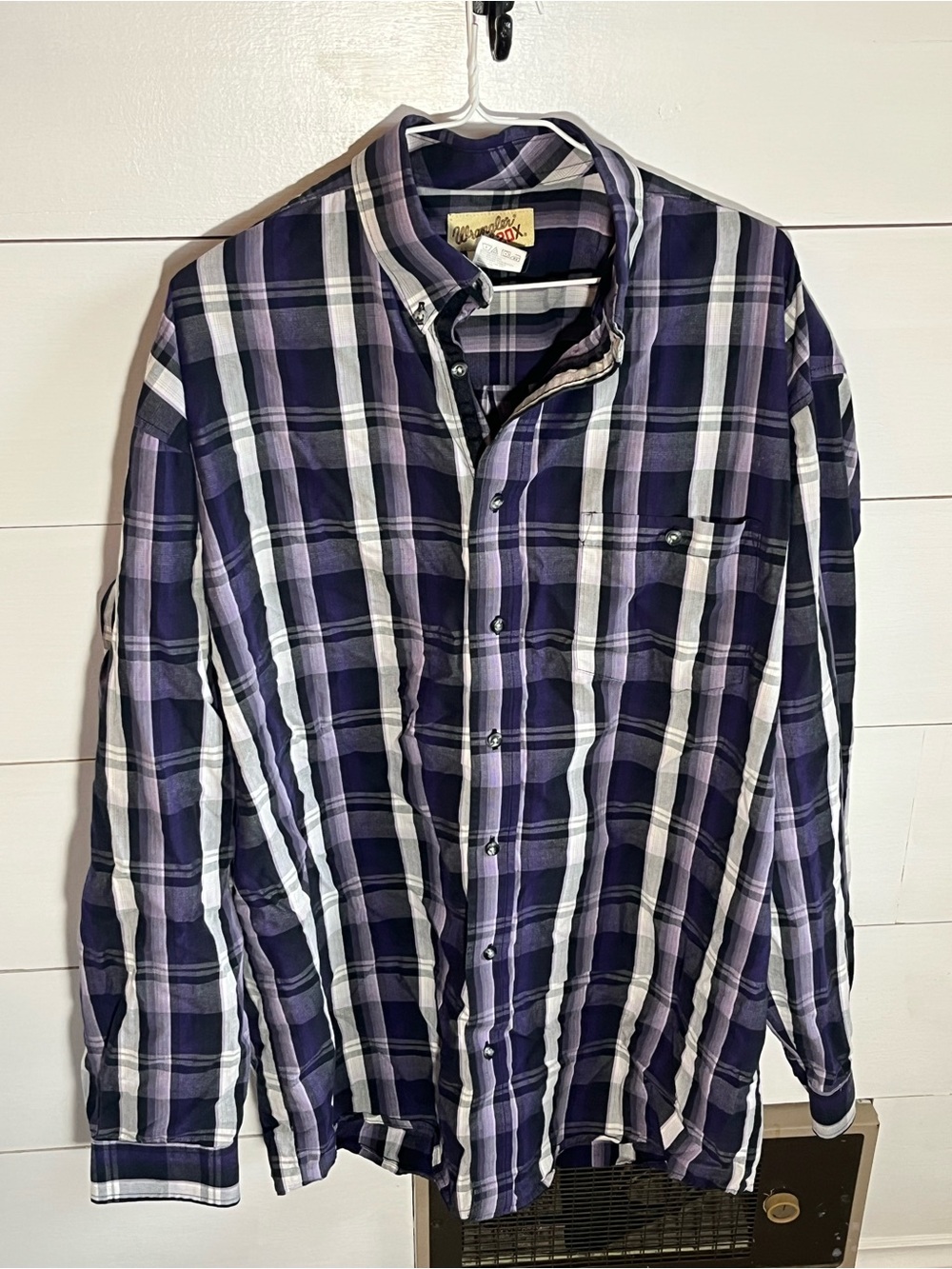 Wrangler 20X Purple Black White Plaid Button-Down Shirt
